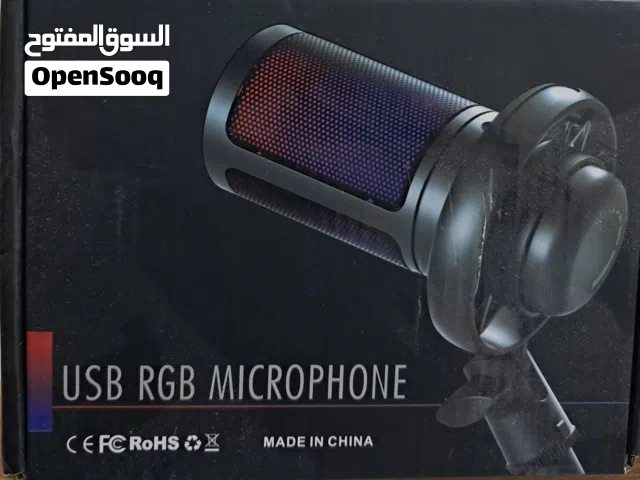 مايك حاله جديده يحوتي على اضاءه RGP حاله ممتازه بل باكيت يحتوي على كل اشياءه السعر 55 الف و بي مجال.