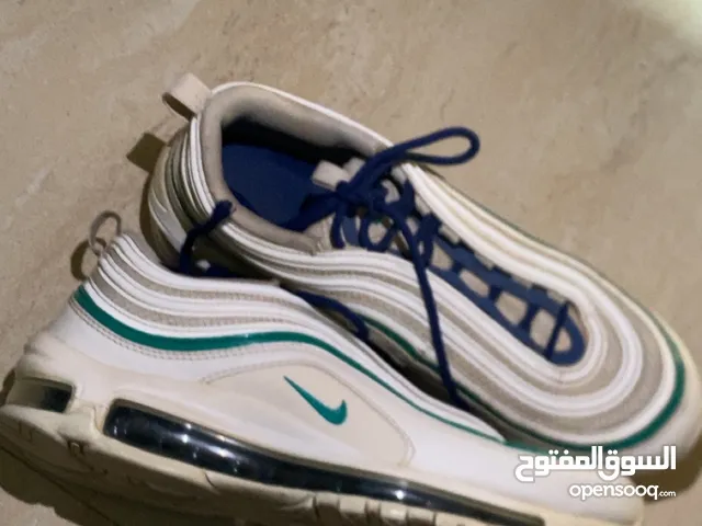 42 Sport Shoes in Al Riyadh