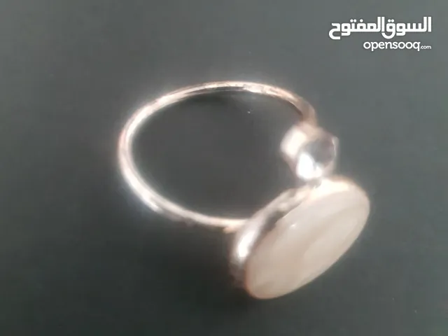 elegant lady ring