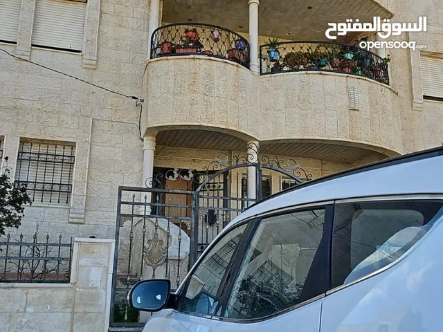 160 m2 4 Bedrooms Apartments for Sale in Irbid Zabda