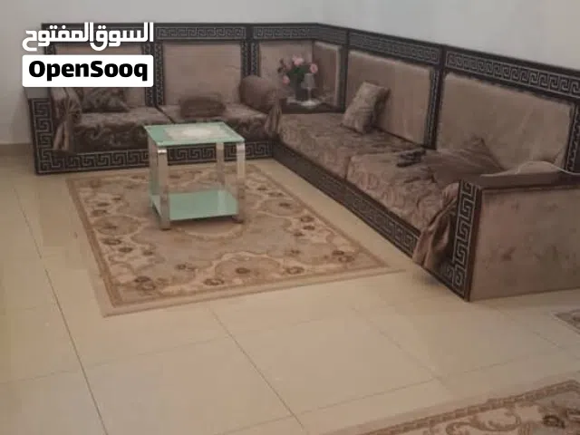 منزل ارضي للإيجار مؤثث قرجي