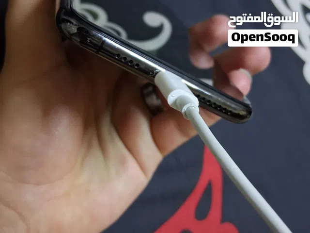 ايفون xs max 256 gb مسكر الايكلاود للبدل على تلفون يكون كويس