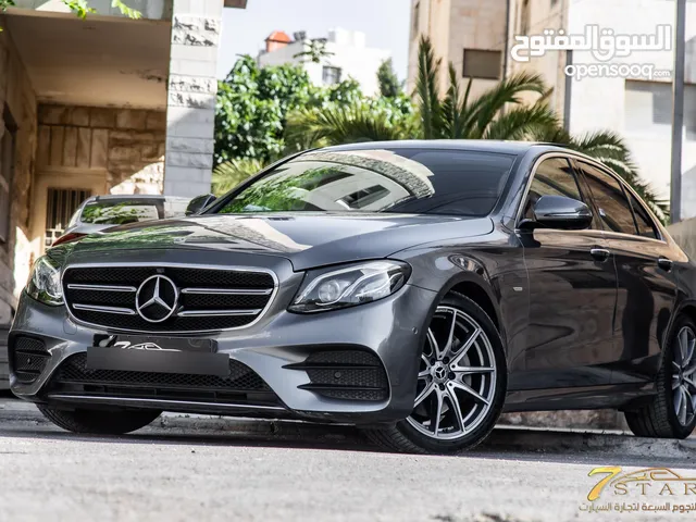 Mercedes E200 2020 Amg kit Gasoline السيارة وارد المانيا و قطعت مسافة 72,000 كيلو متر