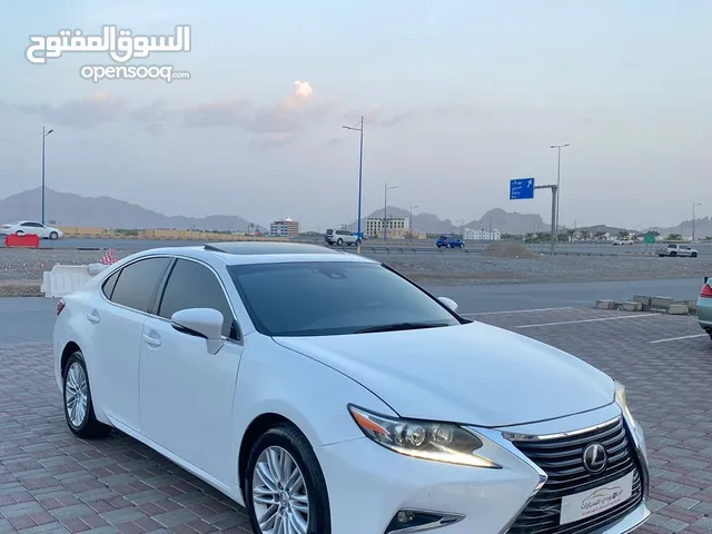 Lexus ES 2017 in Al Dakhiliya