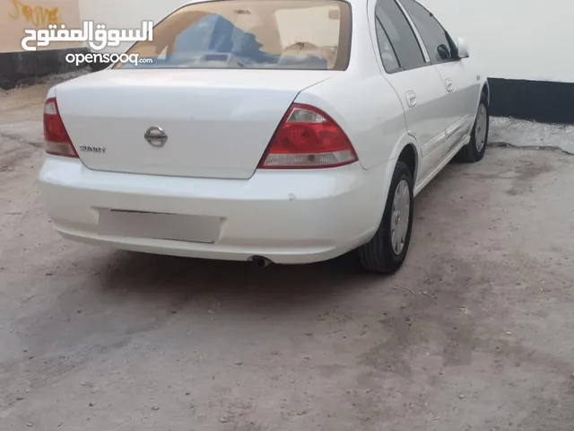 للبيع نيسان صني 2008