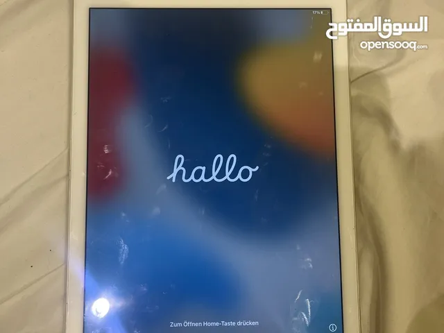 Barely used and great quality iPad Air 2