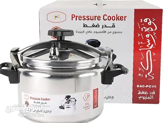 قدر ضغط بأحجام مختلفة