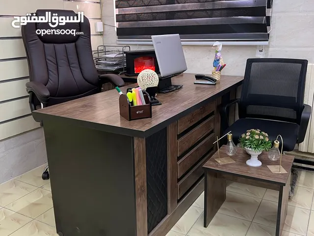 للتميز عنوان تميز بمكتب للدراسة و العمل بخشب لامينت مكفول فخم جدا بالشكل و الحجم مقاس