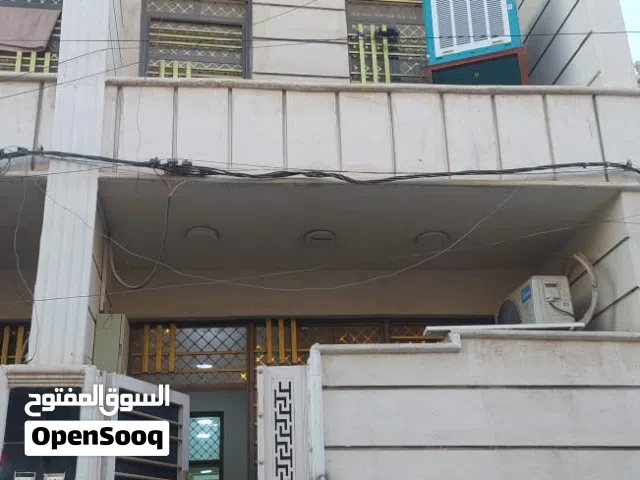 دار للبيع في الخطيب الزراعي  طابقين ونص شارع الرسول اول فرع على اليمين ثاني بيت على اليسار  المساحة