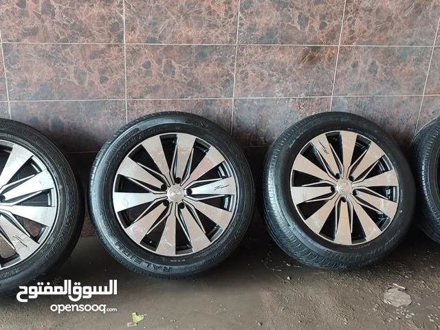 Other 19 Tyre & Rim in Al Mukalla