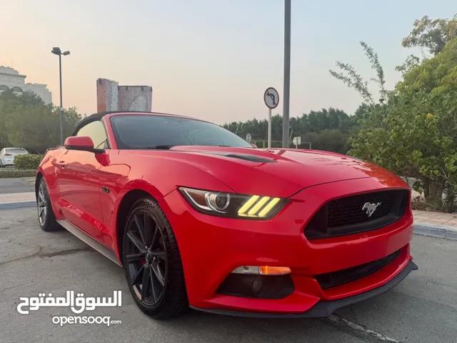 For sale mustang GT 5.0 convertible agency service in perfect condition