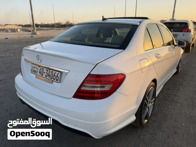 2013 مرسيدس بنز الفئة-C C 250