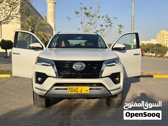 2024 Toyota Fortuner SR5