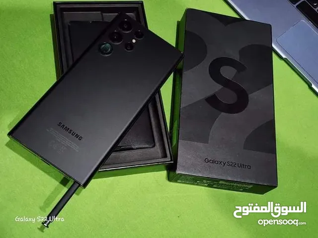 Samsung Galaxy S22 Ultra 256 GB in Dhofar