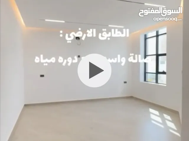 فيلا للبيع بناء شخصي في الخوض السابعة