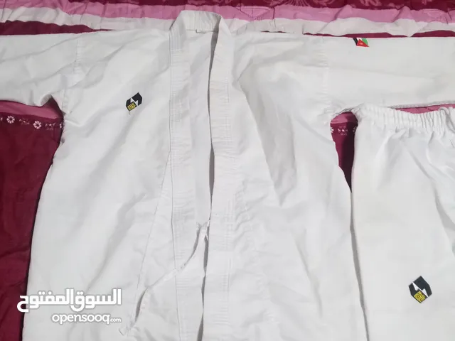 لباس تكوندو كارتيه حزام ابيض