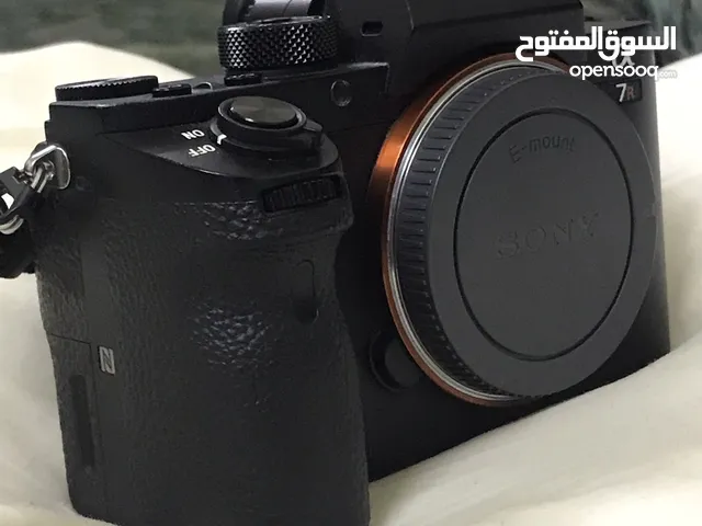للبيع كاميرة سوني A7r 4k فل فريم غنيه عن التعريف