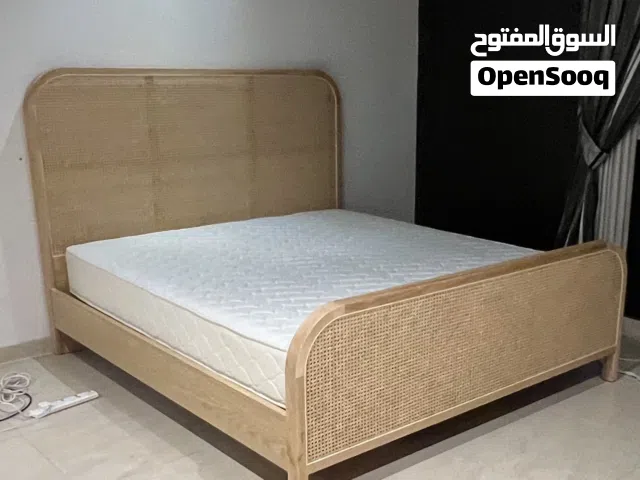 سرير خشب رتان من هوم سنتر - مقاس كينق نفرين