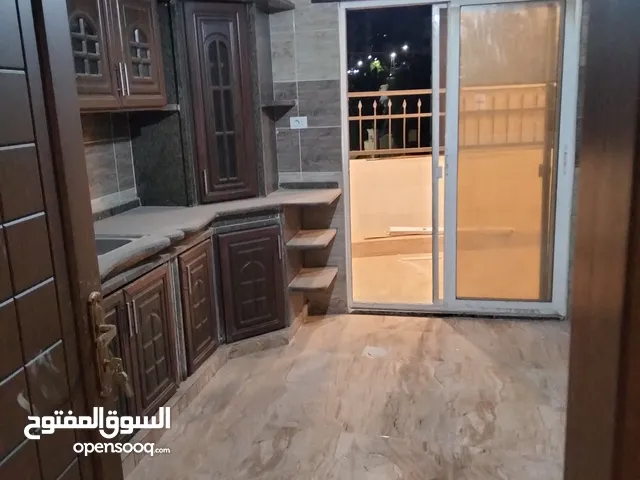 شقق فخمه للايجار سوبر ديلوكس مساحة 180 متر طابق اول قرب دوار زبده الحي الجنوبي