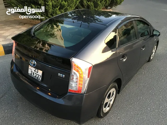 Used Toyota Prius in Amman