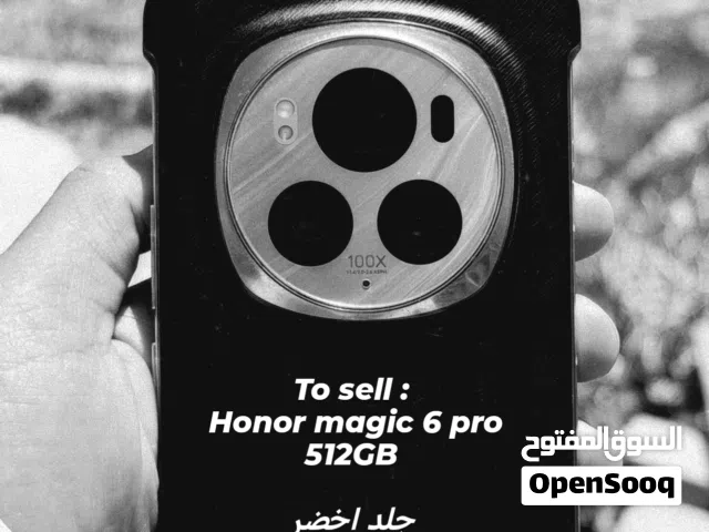 هاتف هونر ماجيك 6 بحاله ممتازه ليس به اي اعطال مع كرتونه وكفر اامصنع جلد