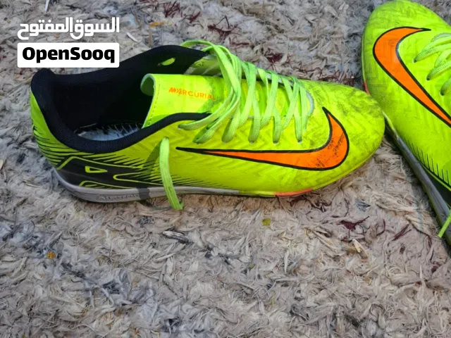 41 Sport Shoes in Zarqa