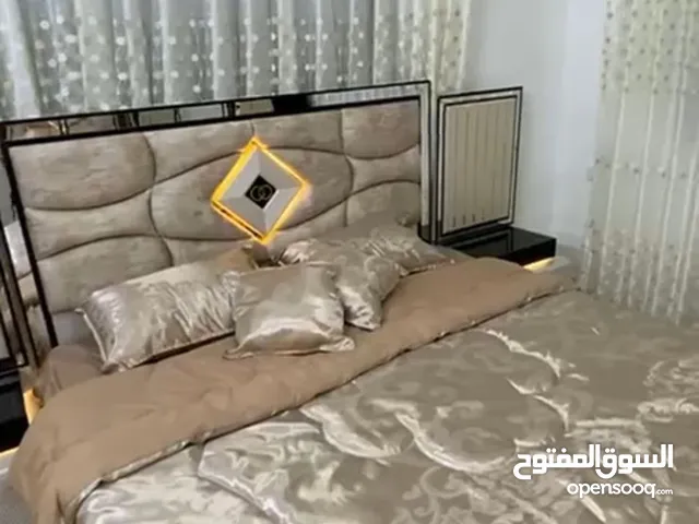 غرفة نوم كامله مع الفرشه للبيع بداعي السفر