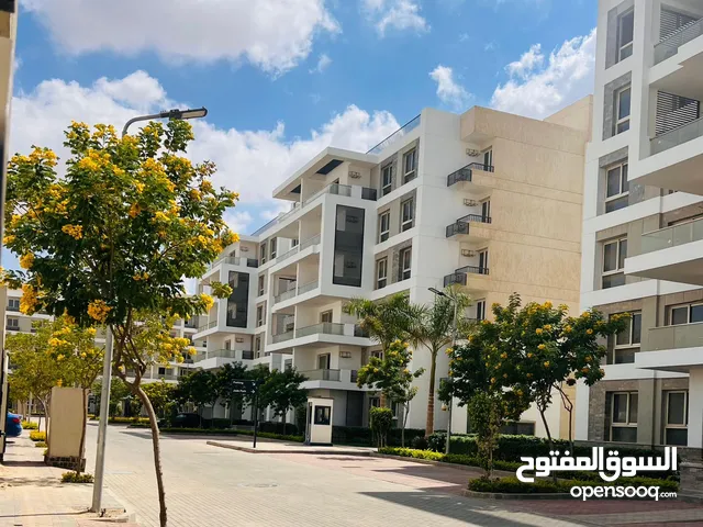 135 m2 3 Bedrooms Apartments for Sale in Cairo Fifth Settlement