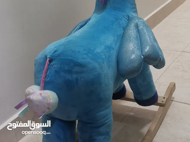 حصان يونيكورن هزاز