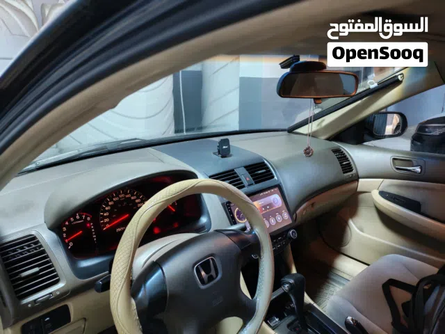 2005, هوندا, اكورد, Standard