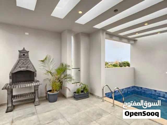 370 m2 4 Bedrooms Villa for Sale in Tripoli Al-Serraj