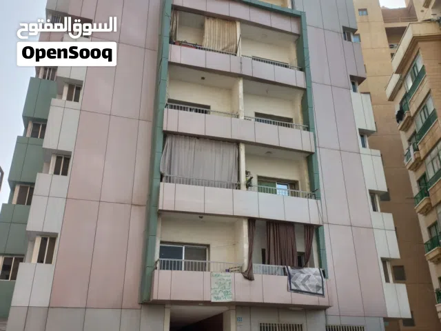 90 m2 3 Bedrooms Apartments for Rent in Hawally Hawally