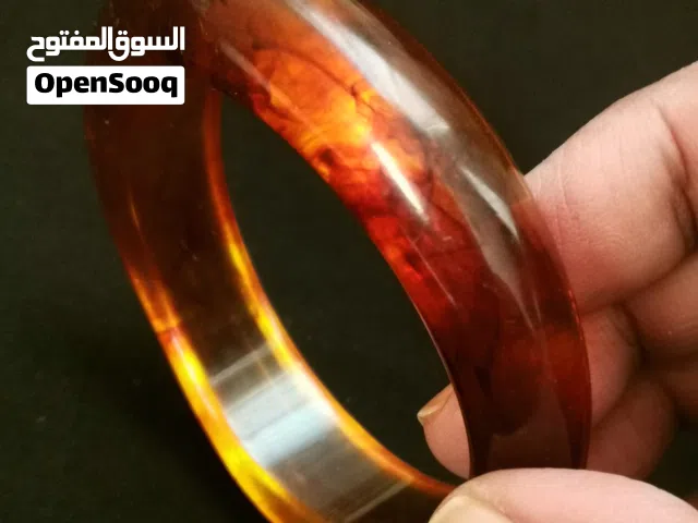 اسواره على شكل شوكة مائدة طعام.  صناعه برازيليه متوجه بحجر عقيق شفت العبد يماني  شاهد جميع الصور ومت