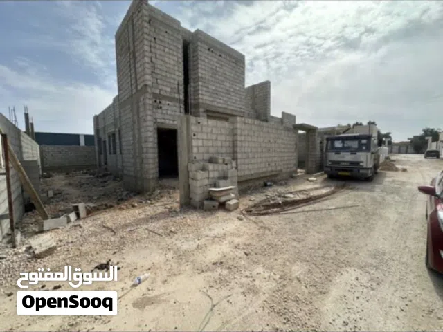 فيلاء عظم  للبيع