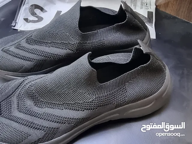 41 Sport Shoes in Basra