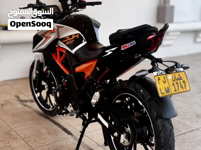 2025 KTM RC 200