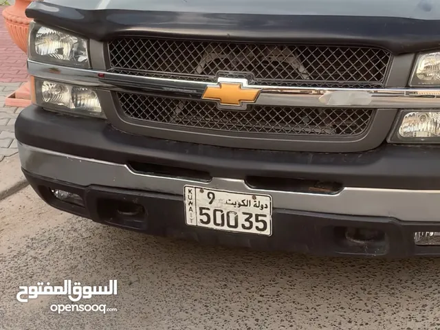 Used Chevrolet Avalanche in Mubarak Al-Kabeer