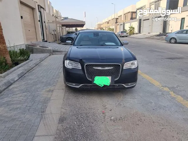 Used Chrysler 300 in Dammam