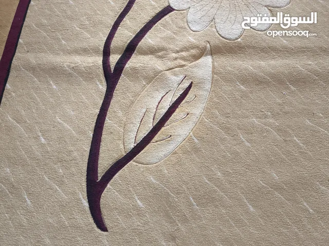 زولية للبيع الطول 4 والعرض 3