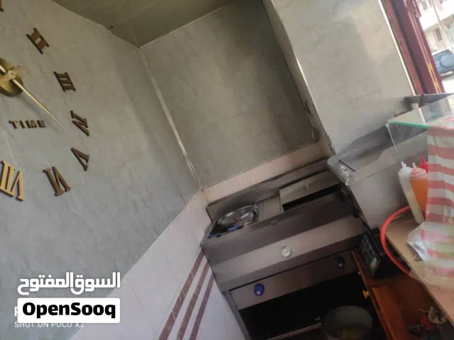 محل فلافل للايجار في موقع حساس في شارع تونس