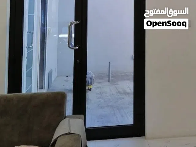 باب فريم الألمنيوم وزجاج
