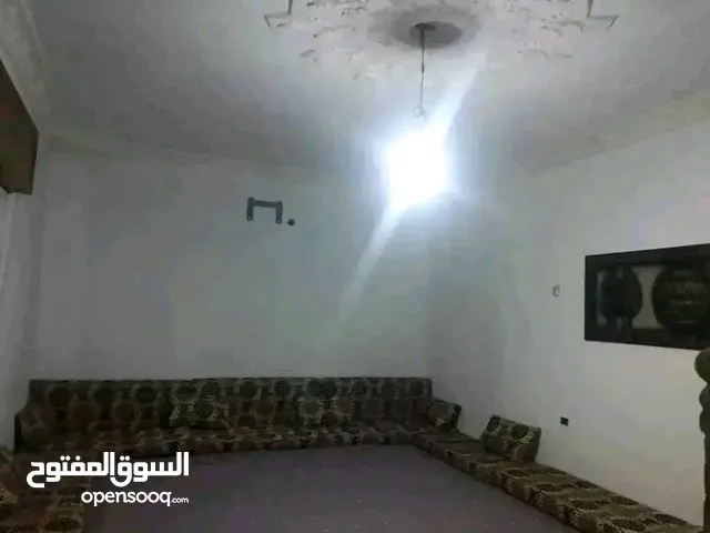 140 m2 2 Bedrooms Townhouse for Rent in Tripoli Tajura