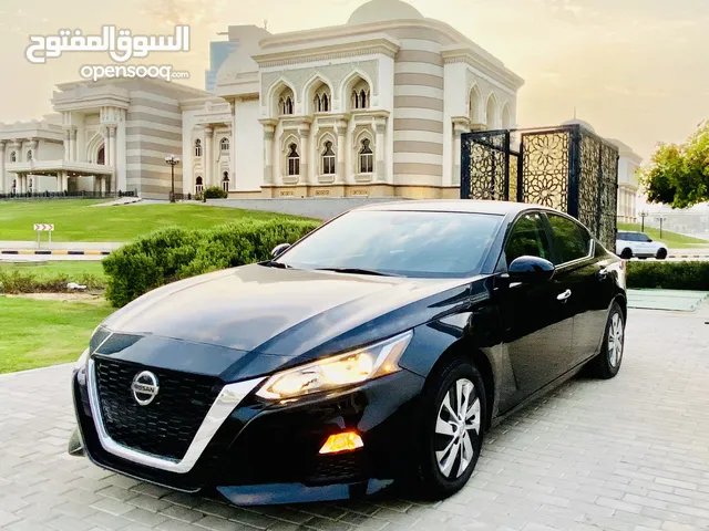 Used Nissan Altima in Sharjah