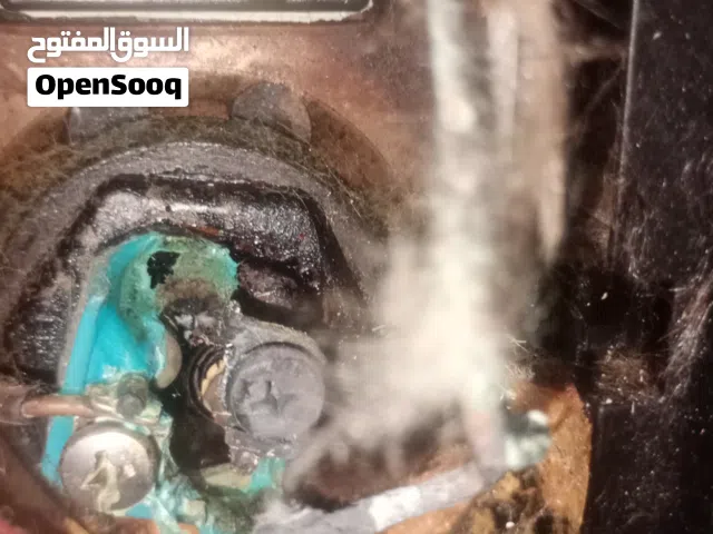 فنى سخانات ومضخات وفلاتر المياه المركزيه توريد وتركيب وصيانة جميع اعمال الصيانه وتصليح سخانات ومضخات