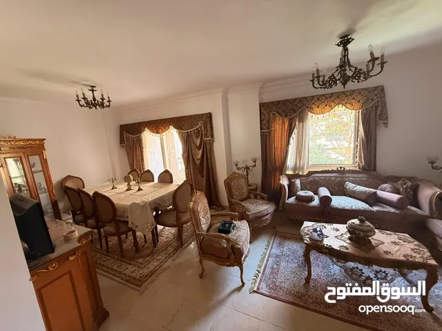 شقه للبيع في مدينتي b11 بسعر اقل من السوق قبل الزياده السعريه