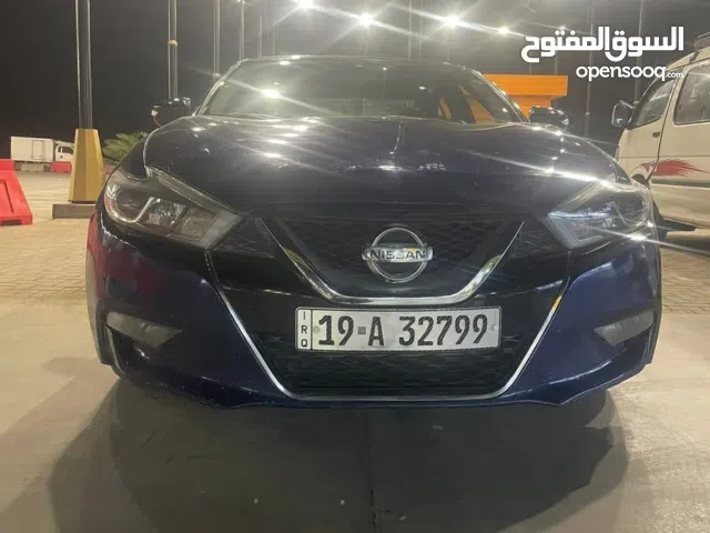 نيسان مكسيما