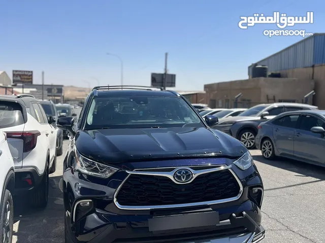 Used Toyota Highlander in Amman