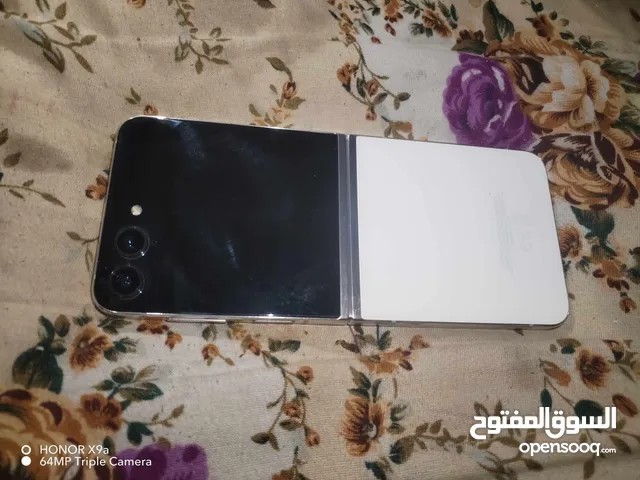 Samsung Galaxy Z Flip5 512 GB in Baghdad