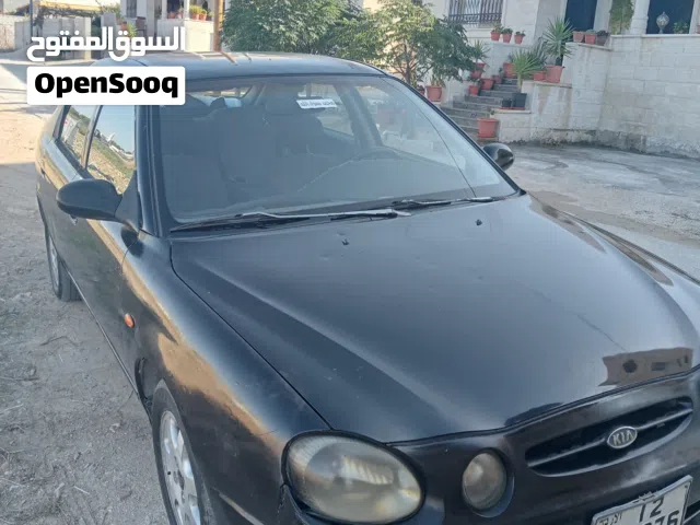 2000 Kia Shuma