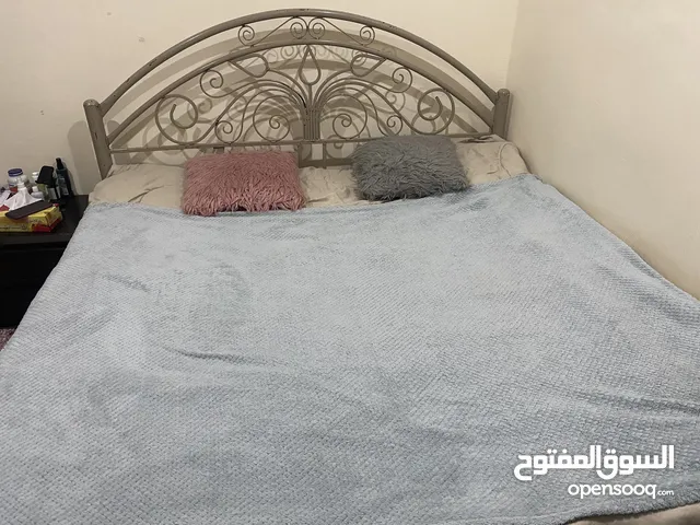 King size bed is available now. Good condition. Only pick up from Salmiya.  only whatsapp